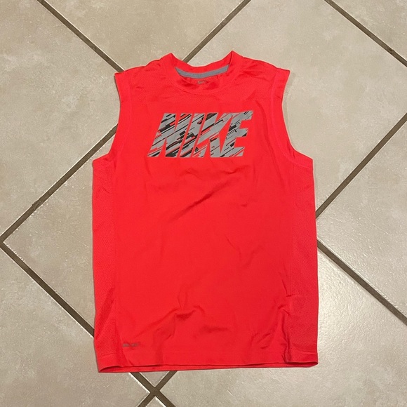 Nike muscle shirt - Picture 1 of 1